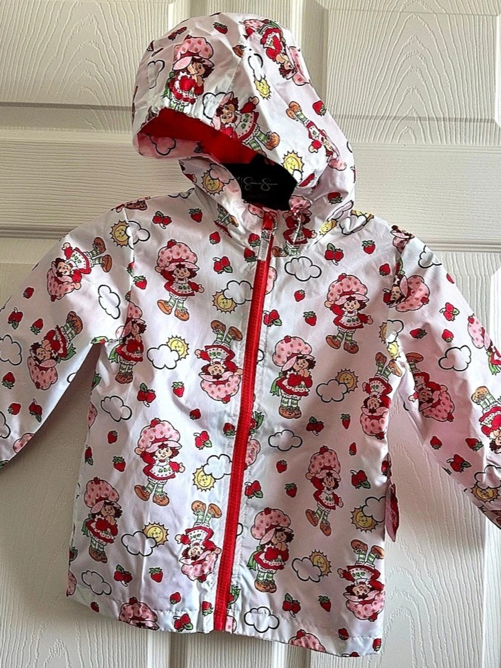 Strawberry Shortcake Print Hooded Raincoat Toddler 5T New
